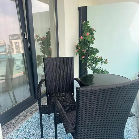 Chriss 2 Apartament *